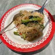 เมนูของร้าน เจ๊หมวย หมี่กะเฉด คั่วไก่ เยาวราช แอมไชน่าทาวน์