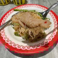 เมนูของร้าน เจ๊หมวย หมี่กะเฉด คั่วไก่ เยาวราช แอมไชน่าทาวน์