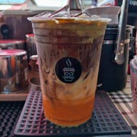 กาแฟ Barber cafe ร้านกาแฟฟากห้วย กาแฟ 30-60 บาท คาปู ลาเต้ มัทฉะ โกโก้ ชาไทย ช๊อคมิ้น มีเมนูเย็น-ร้อน พร้อมส่งถึงบ้านร้านเปิดทุกวัน สาขาฟากห้วย