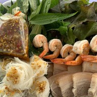 BALLY CAFE เมี่ยงคำโต บรบือ