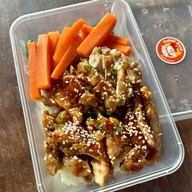 ข้าวมันไก่ ฟ้าธานี