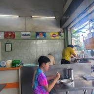 บรรยากาศ เนื้อตุ๋นน้ำแดง 5 ดาว (สูตรน้ำจิ้มพริกไทยดำ) บางกอกใหญ่