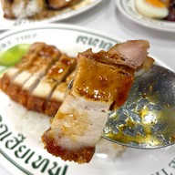 เมนูของร้าน ลูกเฮียเทพ สาขานาคนิวาส