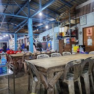 บรรยากาศ ข้าวต้ม 2 บาท บางปลาหมอ ย้ายมาใกล้กับสวนน้ำ
