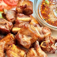ไข่เจียวทรงเครื่อง ข้าวหมูทอด  ( ครัวสุพรรณ )