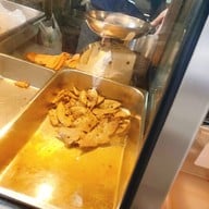 เมนูของร้าน เฮียโรจน์หมูทอด ข้าวเหนียวปุยนุ่ม (ข้าวเหนียวสมุนไพร)