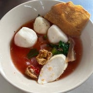 นายฮวด ก๋วยเตี๋ยวลูกชิ้นปลา ทำเอง ซอยพญานาค