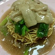 ชิมก่อนเติม หนึ่งราดหน้ายอดผัก สาขา10