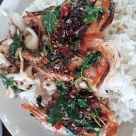 เมนูของร้าน ฉมฉุย