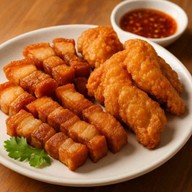 เจ๊ทอดหมูพี่ทอดไก่