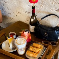 เผลอสุขใจ - Plursukjai Cafe’ อุทัยธานี