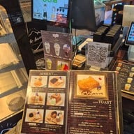 เมนู Cafe Laura Bar & Restaueant สาขา3 สาริกา
