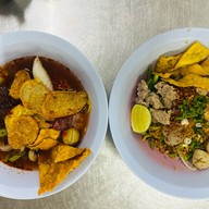 เฮียเกี๊ยก เย็นตาโฟ สุรินทร์