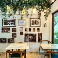 ขมิ้น Camin Cuisine & Cafe เกษตร-นวมินทร์