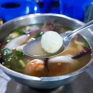 เมนูของร้าน จูเนียร์ ก๋วยเตี๋ยวปลา