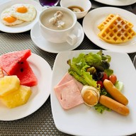 Away Bangkok Riverside Kene