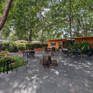 Sunshine the light of the day Cafe'