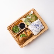 Toh-Kim ข้าวมันไก่โต๊ะคิม Ekkamai Corner