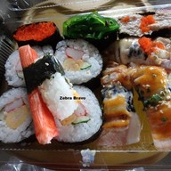 เมนูของร้าน ไข่หวานบ้านซูชิ จามจุรีสแควร์