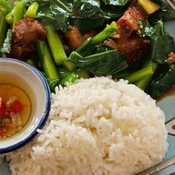 ร้านครบเครื่อง สุรินทร์