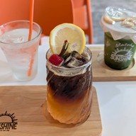 Sunshine the light of the day Cafe'