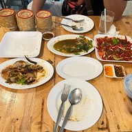 ส้มตำ ทบ.อุบลฯ สาขาสุรินทร์ 1-ถนนสุรินทร์ ศรีขรภูมิ