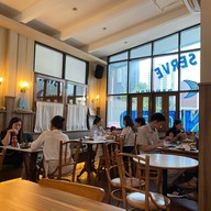 Starbucks Onnut Plaza