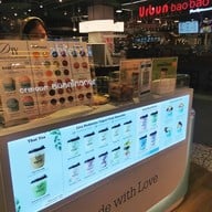 บรรยากาศ Baron's Bar by The Cheese Baron Central Rama 2