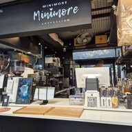 หน้าร้าน MINIMORE COFFEELISM ท่าน้ำวังหลัง