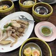 ไก่หุบบอนเจ้าของต้นตำรับ ศรีราชา