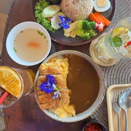 Baroque Le Cafe ระนอง