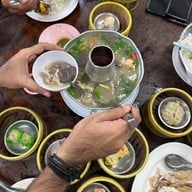 เมนูของร้าน ไก่หุบบอนเจ้าของต้นตำรับ ศรีราชา