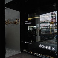 หน้าร้าน ECHO Coffee Roastery โรงคั่วกาแฟเอ็คโค่ -