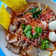 เตี๋ยวหมูแม่แจ๊ว