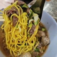 ร้านก๋วยเตี๋ยวลุงสงค์