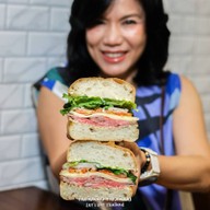 O.G. Sandwich Shop นางลิ้นจี่