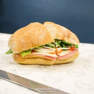 O.G. Sandwich Shop นางลิ้นจี่