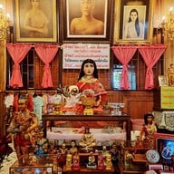 วัดมหาบุศย์ (แม่นาคพระโขนง)