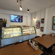 บรรยากาศ Arno's พระอาทิตย์