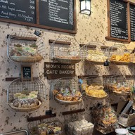 MOM’S RECIPE CAFE BAKERY Panya Market ชั้น1 ห้างปัญญามาร์เก็ต ถนนปัญญาอินทรา