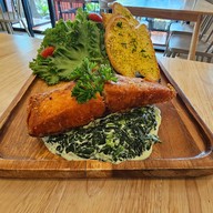 พิซซ่า พาสต้า ERA VALLEY บางขุนเทียน