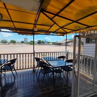 บรรยากาศ Arno's พระอาทิตย์