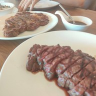 เมนูของร้าน Arno's พระอาทิตย์