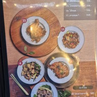 ลาบกรุงสโมสร