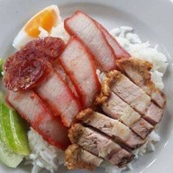 บะหมี่เกี๊ยวหมูแดง หมูกรอบ 28