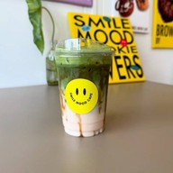Smile Mood Cafe Uji Matcha & Homemade Bakery นัดพบพลาซ่า