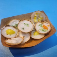 ขนมครกเข้าวัง ข้างตลาดบองมาเช่