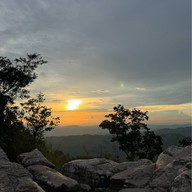 ผาสุดแผ่นดิน