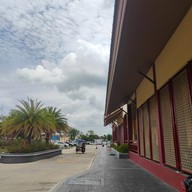 บรรยากาศ สถานีรถไฟชะอำ