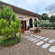 หน้าร้าน บ้านนมคาเฟ่- ท่ารั้ว (Bannom cafe Tharua) Bannom cafe @Tharua